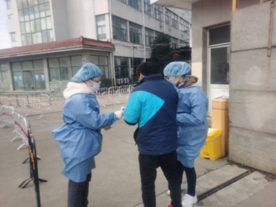 三八節特寫 致敬全市住建系統抗疫一線最美的“巾幗英雄”與堅守崗位的外賣遞送員